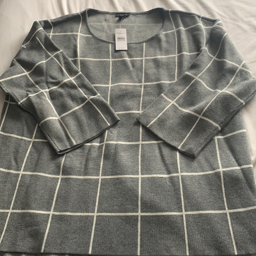 Ann Taylor sweater grey plaid